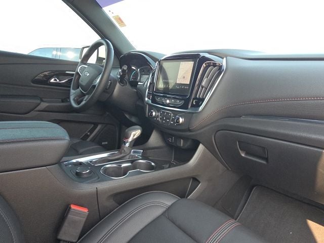 2023 Chevrolet Traverse Base