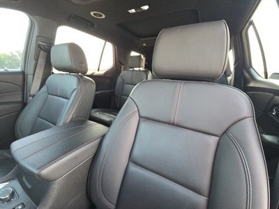 2023 Chevrolet Traverse Base