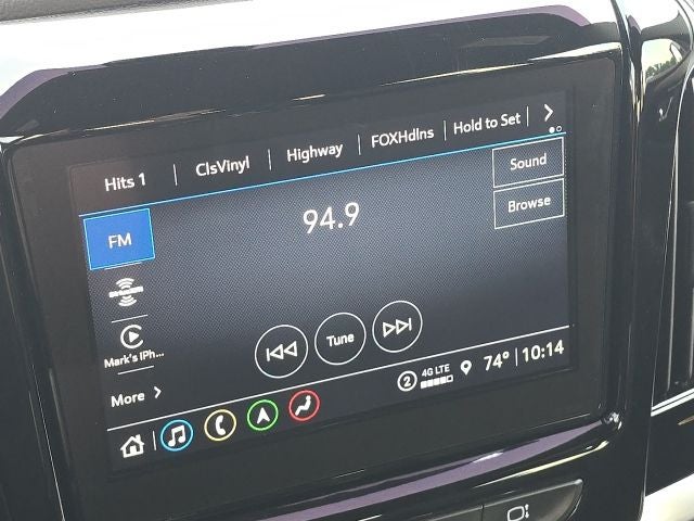 2023 Chevrolet Traverse Base
