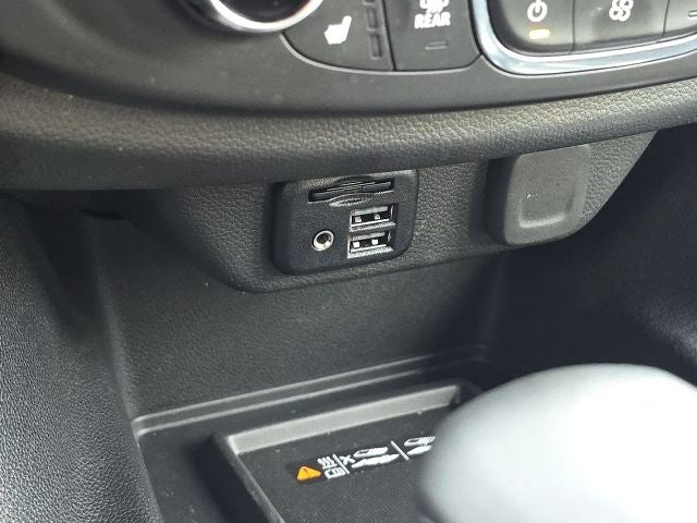 2023 Chevrolet Traverse Base