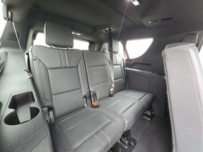 2023 Chevrolet Suburban RST