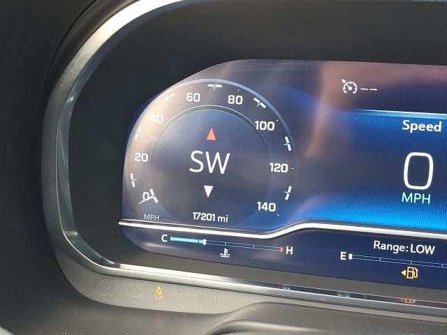 2023 Chevrolet Suburban RST