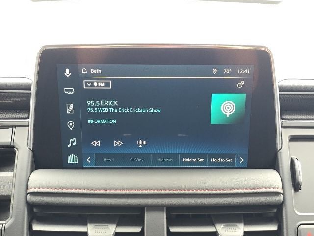 2023 Chevrolet Suburban RST