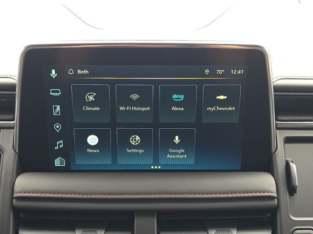 2023 Chevrolet Suburban RST