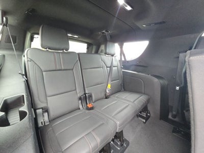 2023 Chevrolet Suburban RST