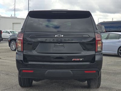 2023 Chevrolet Suburban RST