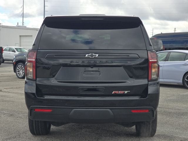 2023 Chevrolet Suburban RST