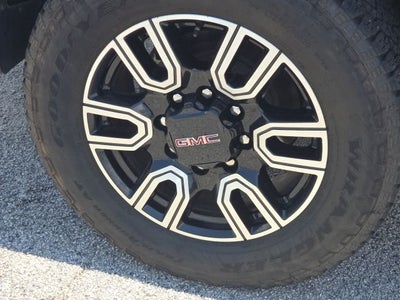 2023 GMC Sierra 2500HD AT4