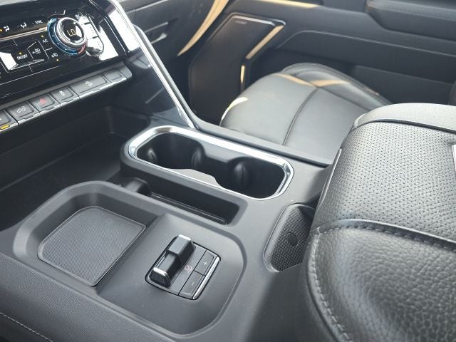 2025 GMC Sierra 2500HD Denali