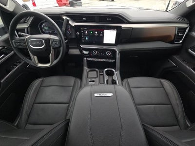 2025 GMC Sierra 2500HD Denali