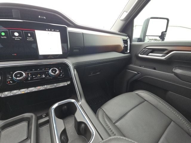 2025 GMC Sierra 2500HD Denali