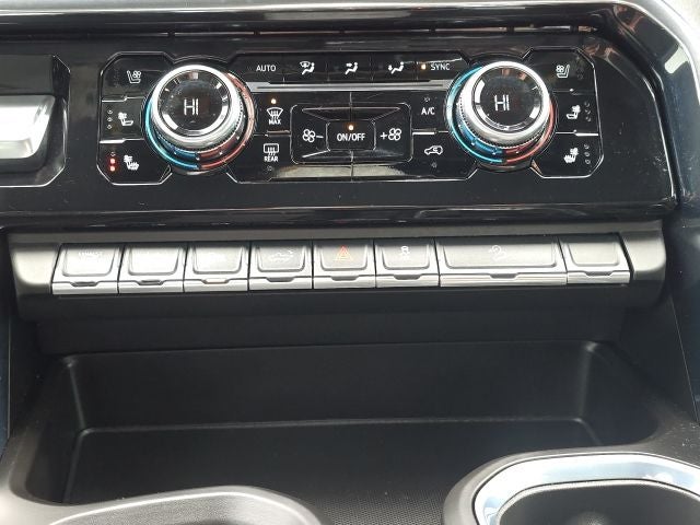 2025 GMC Sierra 2500HD Denali