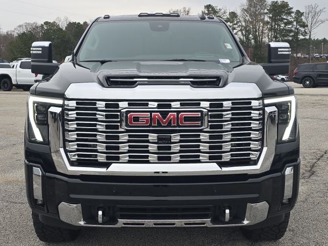 2025 GMC Sierra 2500HD Denali