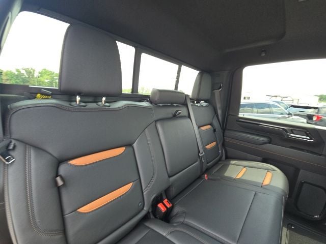 2025 GMC Sierra 3500HD AT4