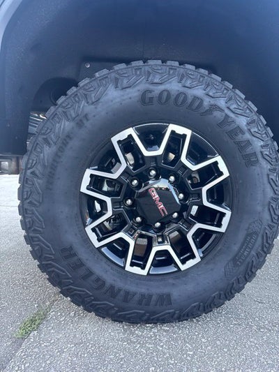 2025 GMC Sierra 2500HD AT4X