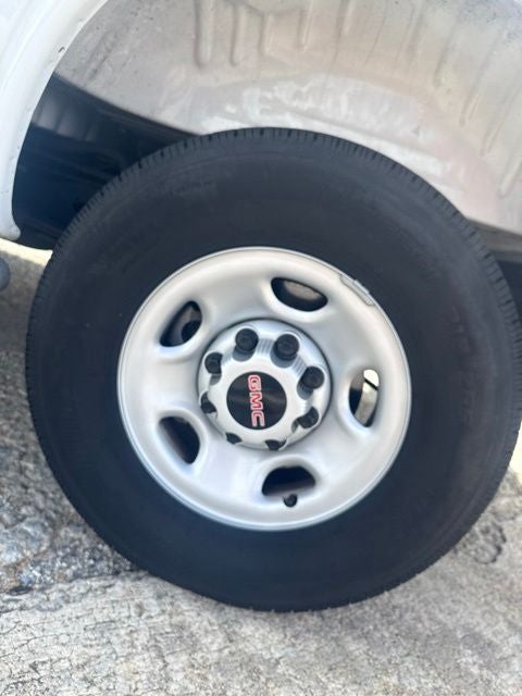 2025 GMC Savana 2500 Work Van