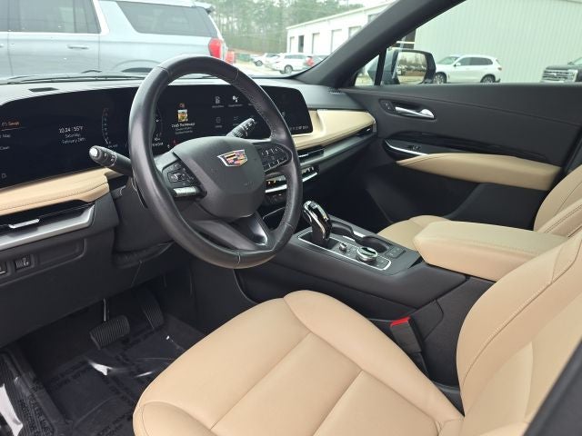 2024 Cadillac XT4 Luxury