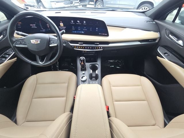 2024 Cadillac XT4 Luxury