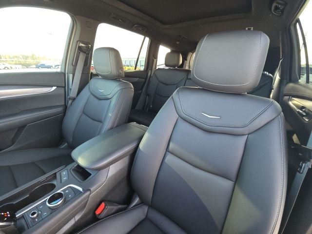 2024 Cadillac XT6 Luxury