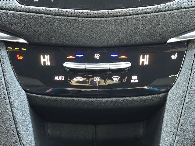 2024 Cadillac XT6 Luxury