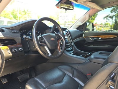 2019 Cadillac Escalade Luxury