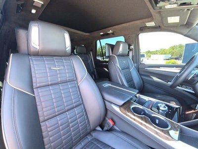 2025 Cadillac Escalade Sport Platinum