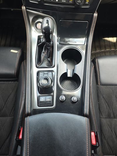 2020 Nissan Maxima SR