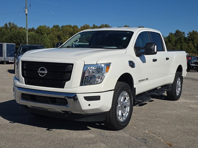 2024 Nissan Titan XD SV