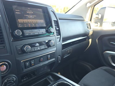 2024 Nissan Titan XD SV