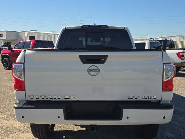 2024 Nissan Titan XD SV