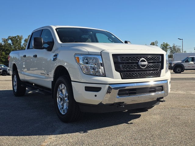 2024 Nissan Titan XD SV