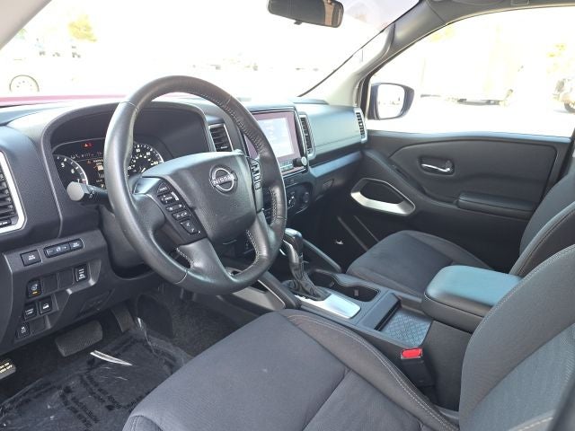 2024 Nissan Frontier SV