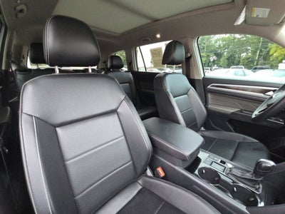 2022 Volkswagen Atlas 3.6L V6 SE w/Technology