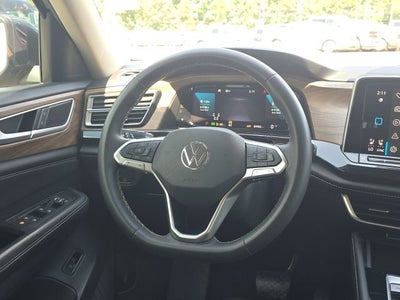 2024 Volkswagen Atlas 2.0T SE w/Technology
