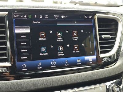 2022 Chrysler Pacifica Touring L