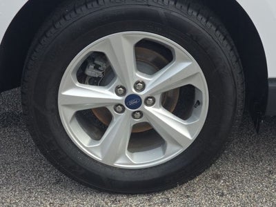 2021 Ford Edge SE