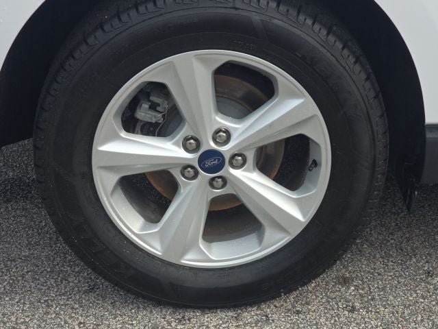 2021 Ford Edge SE