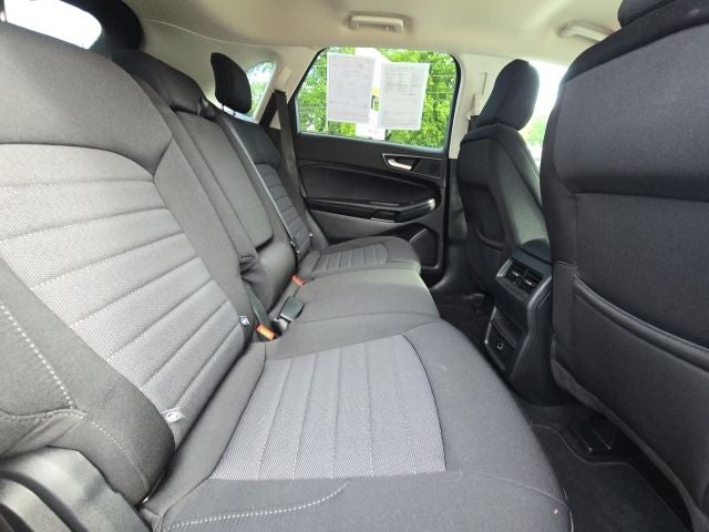 2021 Ford Edge SE