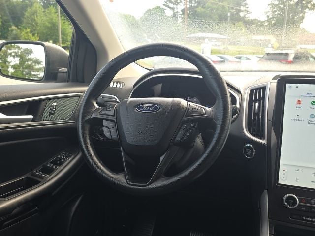 2021 Ford Edge SE