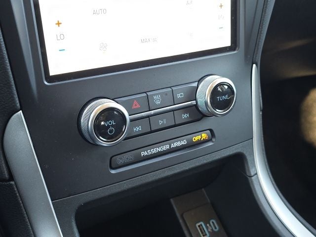 2024 Ford Edge SE