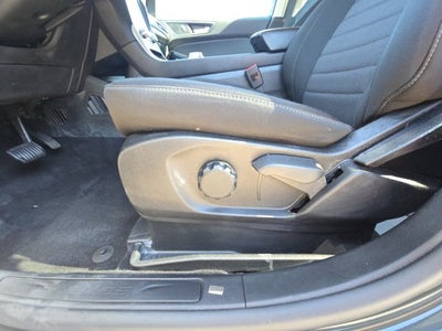 2023 Ford Edge SE