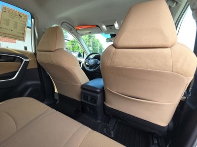 2022 Toyota RAV4 LE