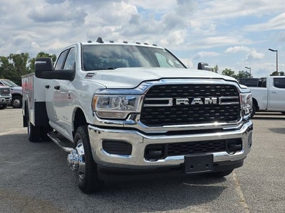 2024 RAM 3500 SLT