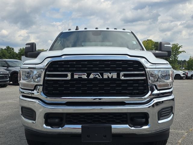 2024 RAM 3500 SLT