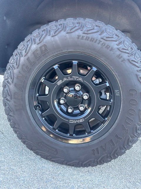 2024 GMC Sierra 1500 AT4X