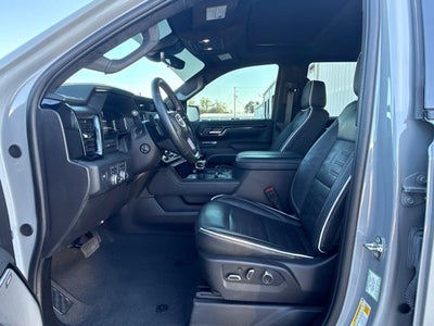 2024 GMC Sierra 1500 AT4X