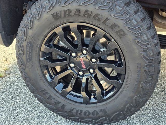 2023 GMC Sierra 1500 AT4X