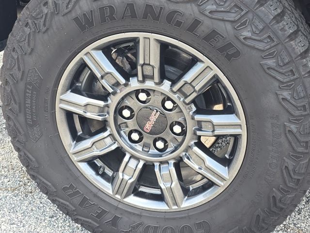 2025 GMC Sierra 1500 AT4X