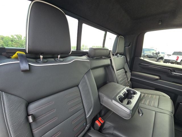 2025 GMC Sierra 1500 AT4X