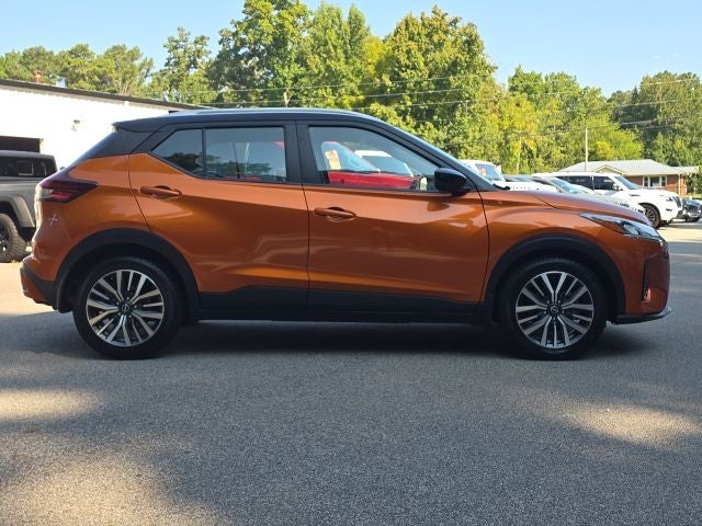 2022 Nissan Kicks SV
